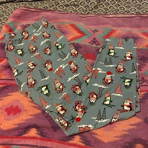 No Boundaries Christmas/Winter Leggings